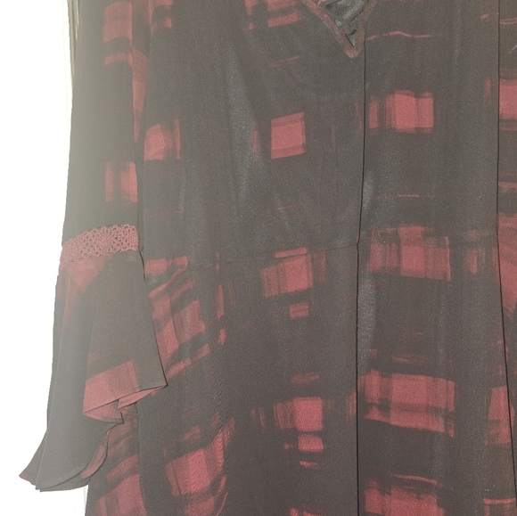 NWT! Love & Legend Dress SIZE 18 - Picture 2 of 6